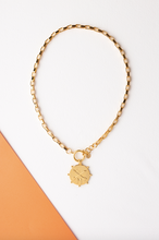 Load image into Gallery viewer, GOLDY ARROWS PENDANT
